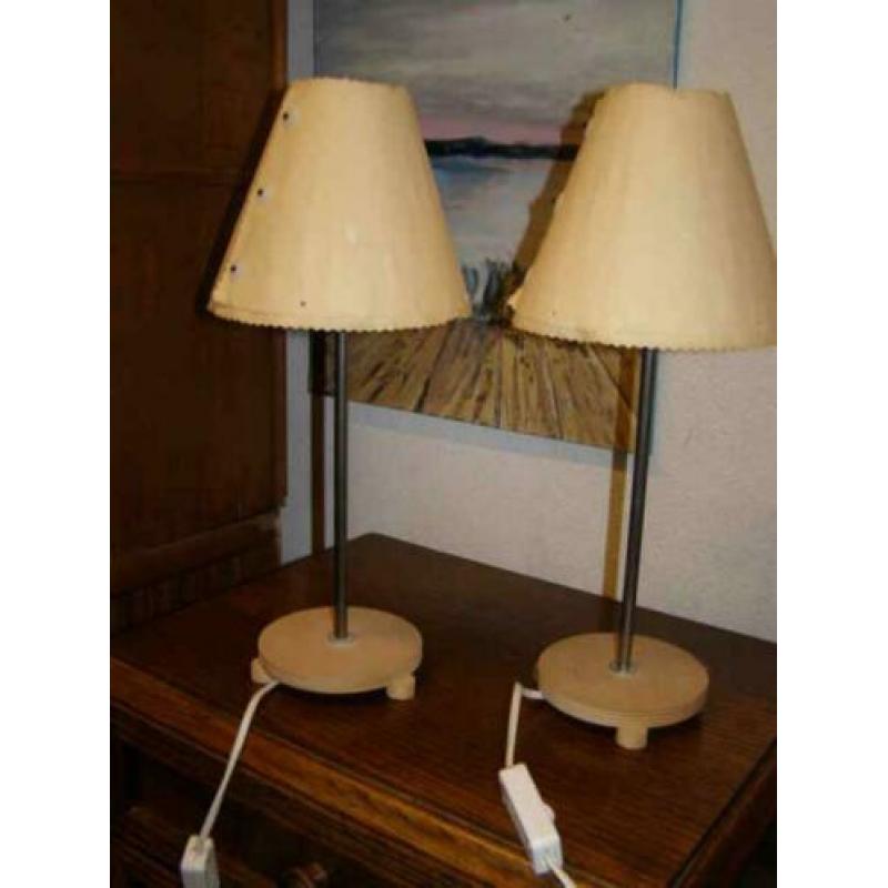 Ikea tafellampjes met hout (A19 1581)