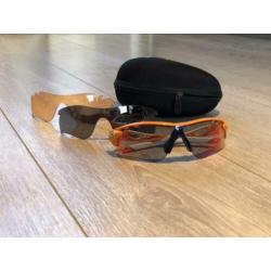 Oakley Radarlock Path Finger Print Orange ??