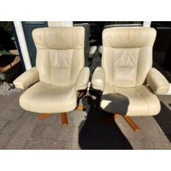 2 mooie relax fauteuils goede staat zie omschrijving