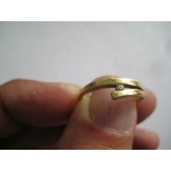PRACHTIGE GOUDEN RING MET BRILJANT (mp040)