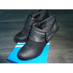 NIEUW! ALICIA SHOES zwart hakken - Maat:39