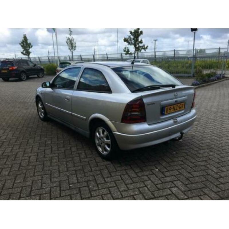 Opel Astra 1.6-16V Njoy 2004 Zilvermetalic Airco Elek.ramen