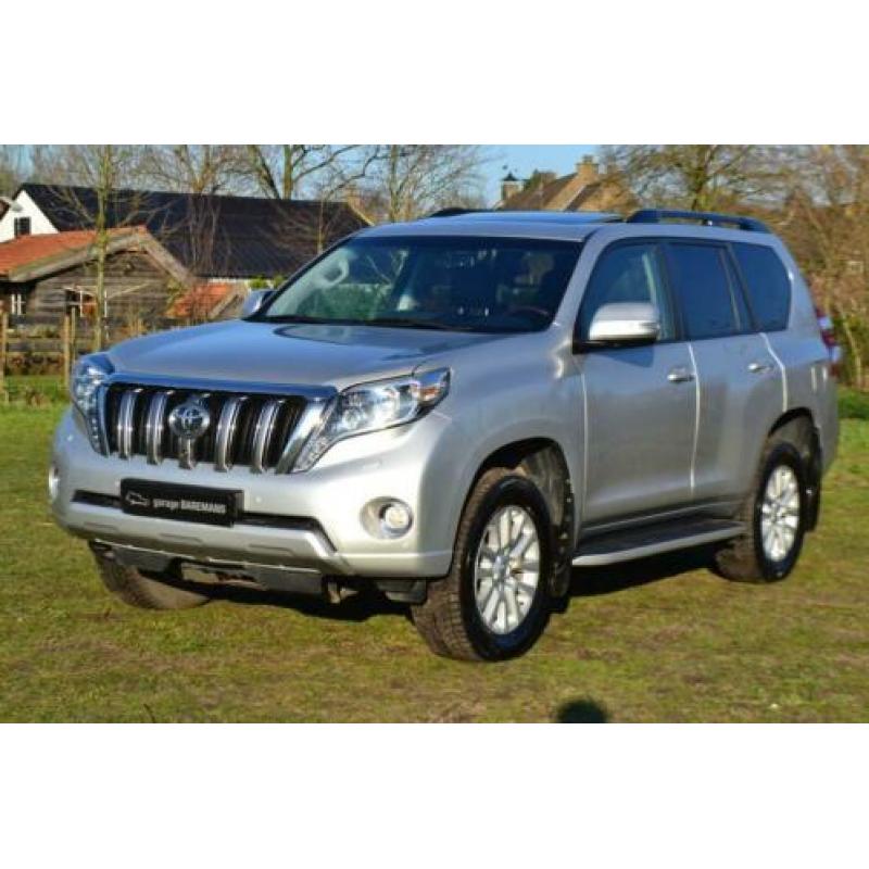 Toyota Land Cruiser 3.0 D-4D-F Executive Blind Van Grijs ken