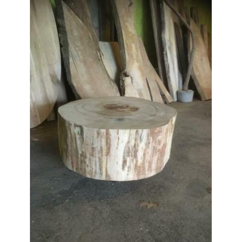 Massief tamme kastanje boomstamtafel, hoogte 40cm, nieuw!!
