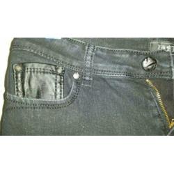 Jeans broek zwart met lederlook acsenten...NIEUW!! mt.m/l