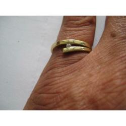 PRACHTIGE GOUDEN RING MET BRILJANT (mp040)