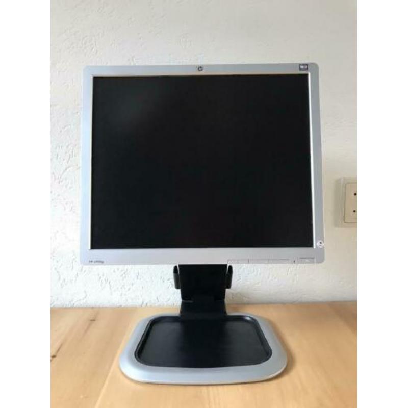HP L1950 monitor - 19 inch