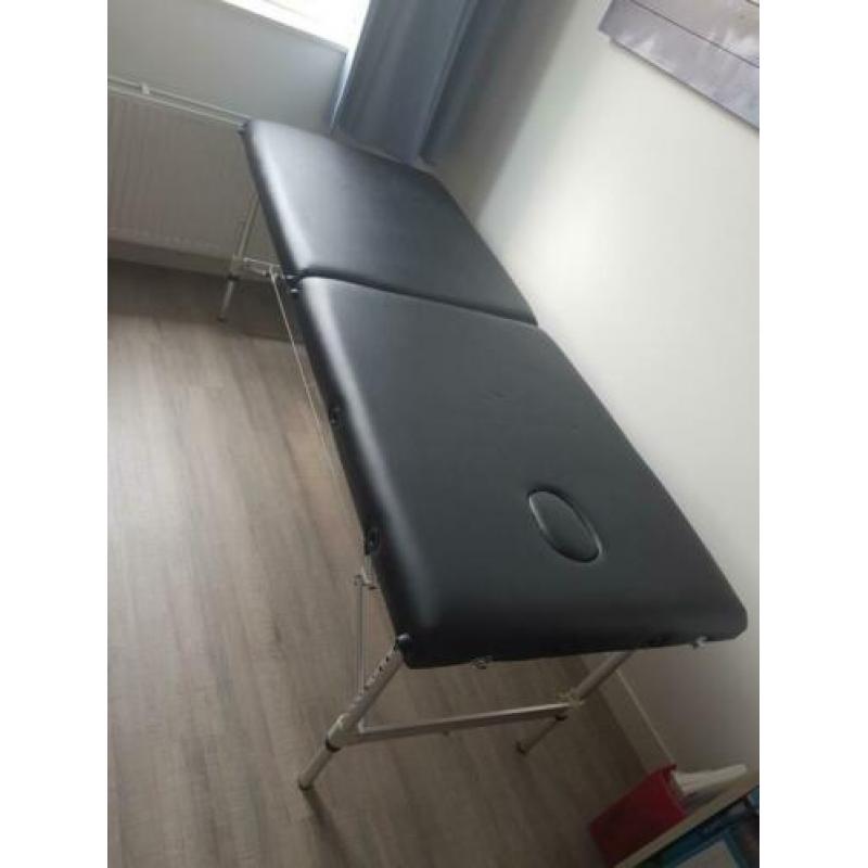 Inklapbare massagetafel