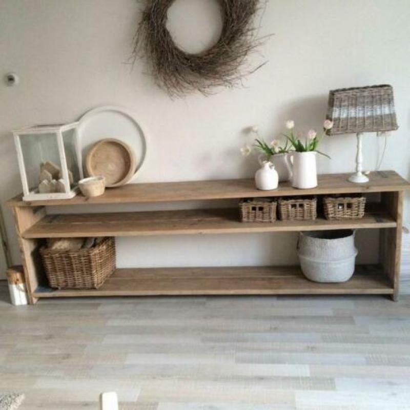 Wandkast,sidetable doorleefd hout, Ook op jouw maat te maken