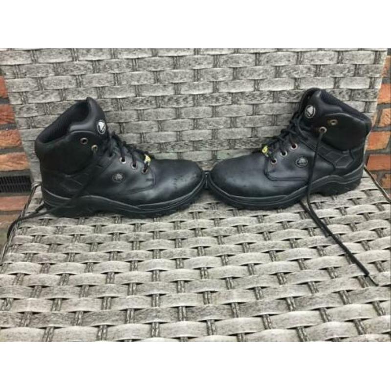 Werkschoenen maat 41 merk Bata