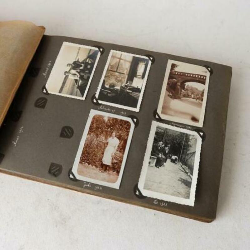 Art Deco jaren '30 familie foto album met ca.300 foto's.