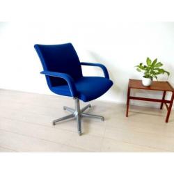 retro vintage stoel bureaustoel Artifort Geoffrey Harcourt