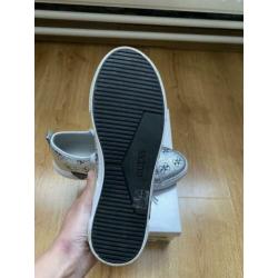 Dames sneakers nieuw 39