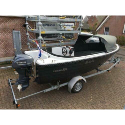 Corsiva 520 met Yamaha 40 pk 4 takt en trailer. (bj 2016)