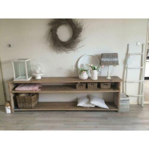 Wandkast,sidetable doorleefd hout, Ook op jouw maat te maken