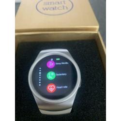 KW18 Smartwatch