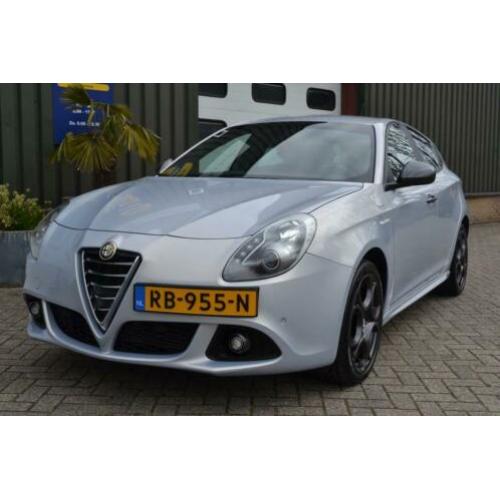 Alfa Romeo Giulietta 1.6 JTDm Sprint (bj 2015)