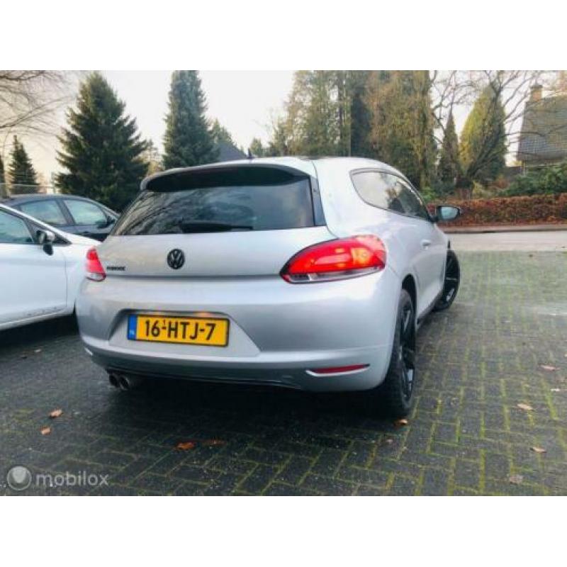Volkswagen Scirocco 1.4 TSI Highline Plus Pano dak / LM / Na