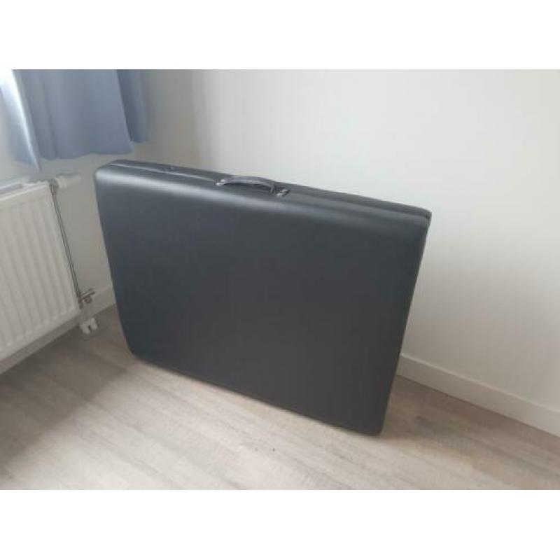 Inklapbare massagetafel