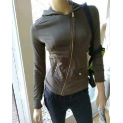 Nieuw stoer vest van het Italiaanse merk MET jeans