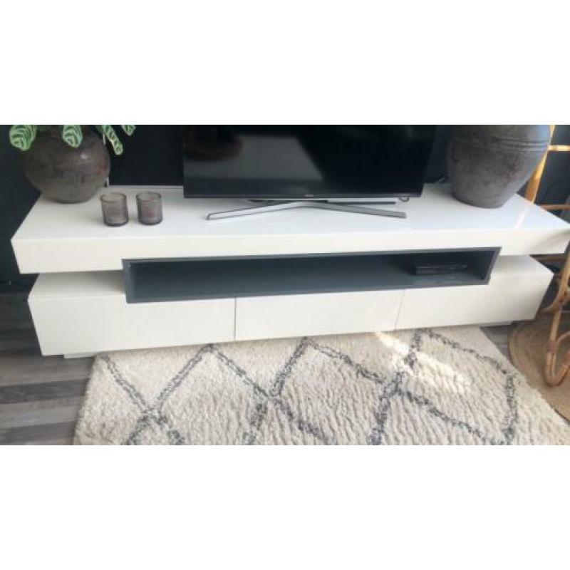 Tv meubel hoogglans wit 2m