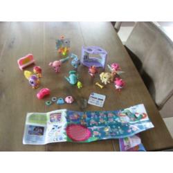 verzameling littlest Pet Shop(lps) dieren en bijbehoren