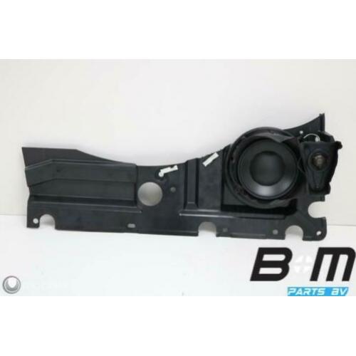 Dynaudio luidspreker rechts achter VW Transporter T5 GP