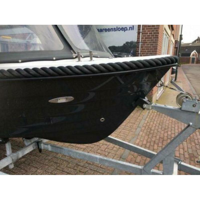 Corsiva 520 met Yamaha 40 pk 4 takt en trailer. (bj 2016)