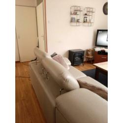 Leren hoek bank met verstelbare nek steun /uitschuif lounge
