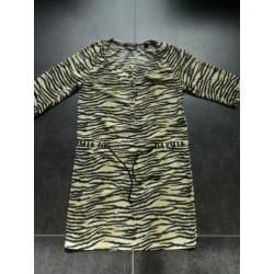 Maison scotch jurk maat 1 36 S geel zebra print