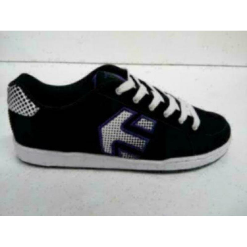 Etnies tobi w's maat 35,5 (21,5cm) en 37 (22,5cm)