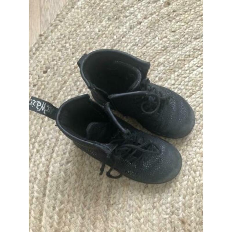 Dr Martens 27