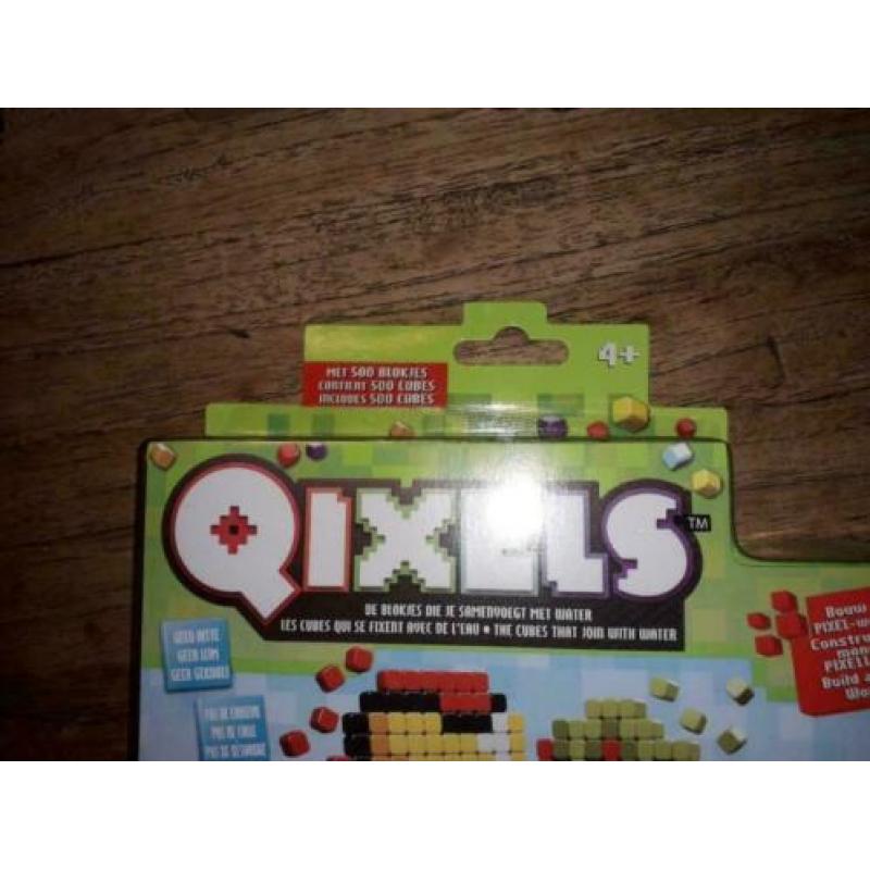 Qixels pixelblokjes S2 Theme Pack Space, 100% nieuw (12 stuk