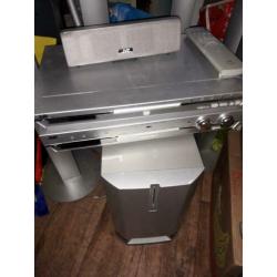 Te koop mooie home cinema set merk jvc 100% goed
