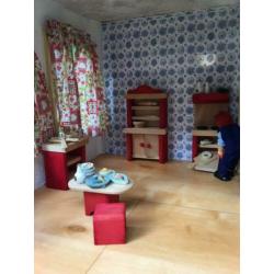 Mooi houten poppenhuis