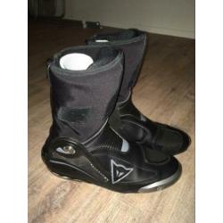 Nieuwe dainese D1 axial pro
