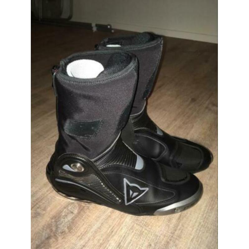 Nieuwe dainese D1 axial pro