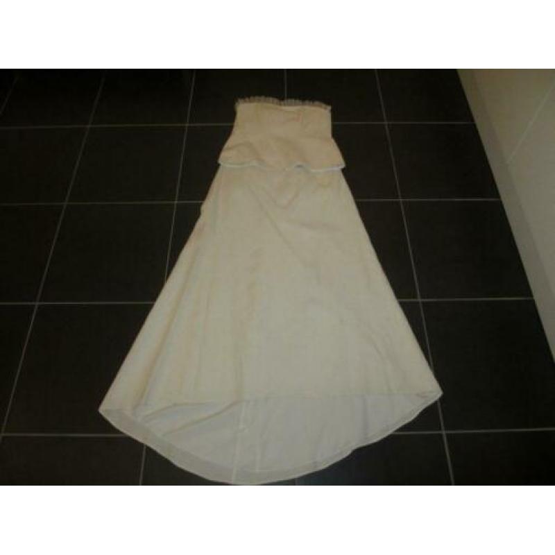Trouwjurk 42/44 inclusief omslagdoek