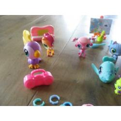 verzameling littlest Pet Shop(lps) dieren en bijbehoren