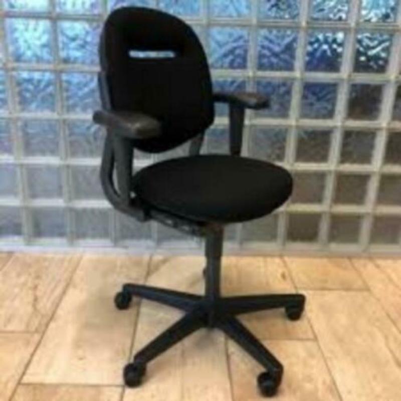 bureaustoelen !!! enkel top merken