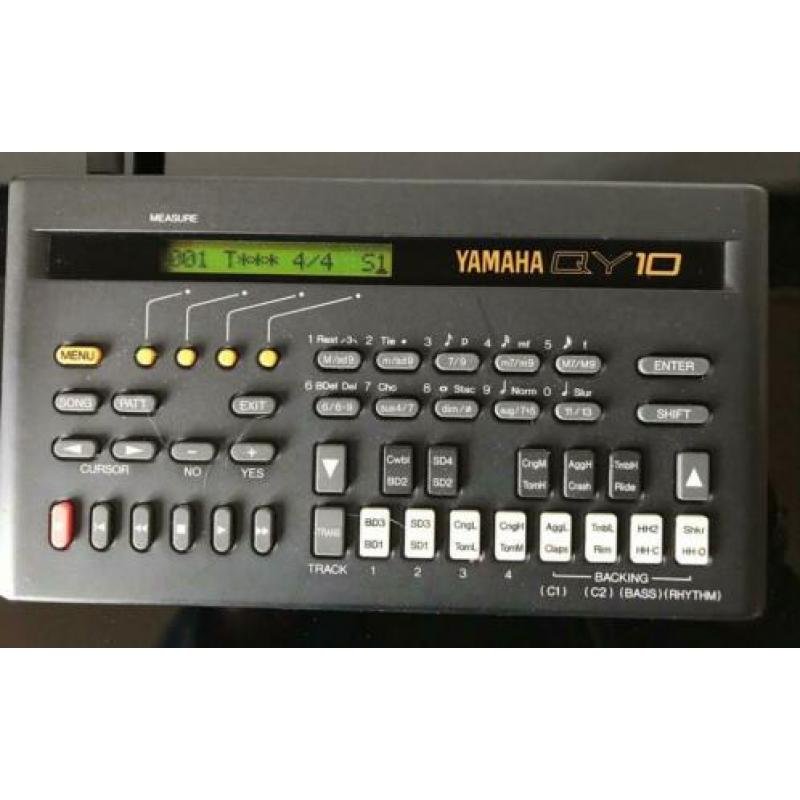 Yamaha qy10 music sequencer