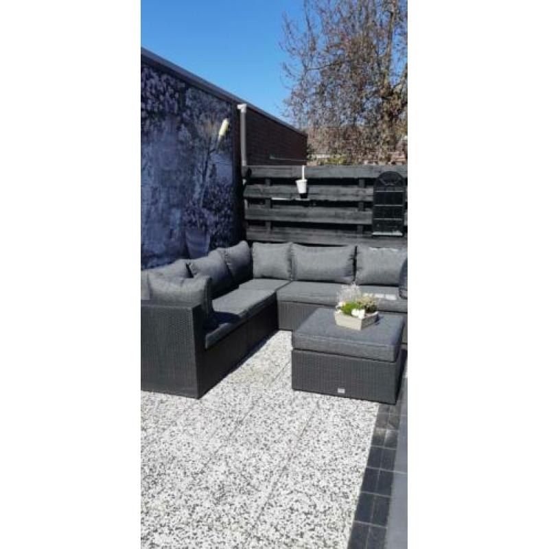 lounge set met kussen kist