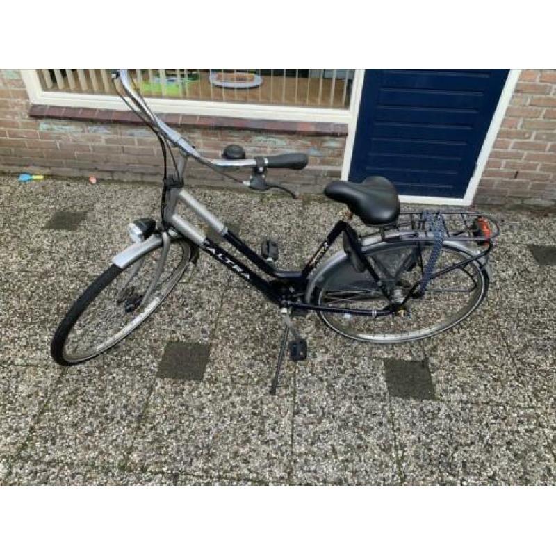 Mooie Altra damesfiets 28 inch in goede staat