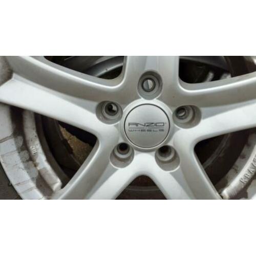 Anzio wheels aluvelgen en Bridgestone winterbanden