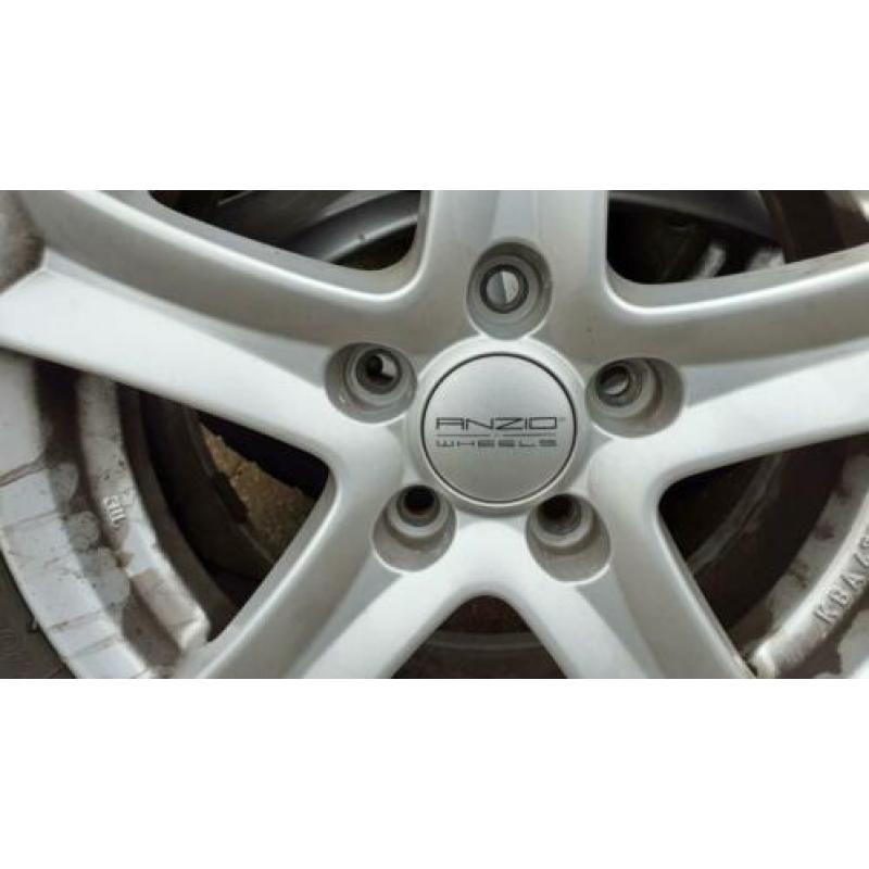 Anzio wheels aluvelgen en Bridgestone winterbanden