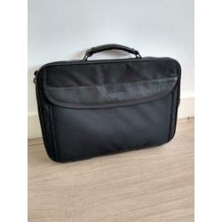 Mooie Caselogic laptop tas, draag riemen,vele opbergvakken