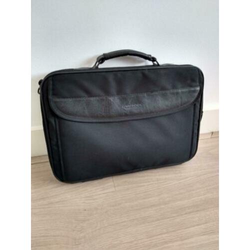 Mooie Caselogic laptop tas, draag riemen,vele opbergvakken