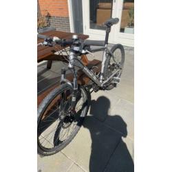 Mountainbike MTB premium lichtgewicht.chimano
