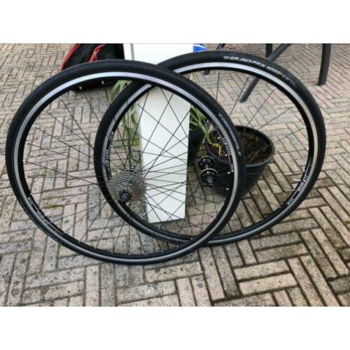 DT Swiss R411 Race Reserveren wiel set.
