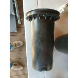 Massive buitenverlichting inbouwen waterdichte